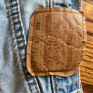VINTAGE Levi's Light Denim Straight Jeans SHORTS